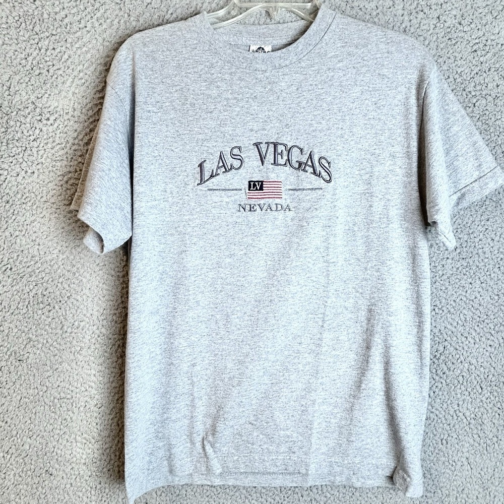 VTG Men's Size Medium Embroidered Las Vegas, Nevada T-Shirt Patriotic USA Flag